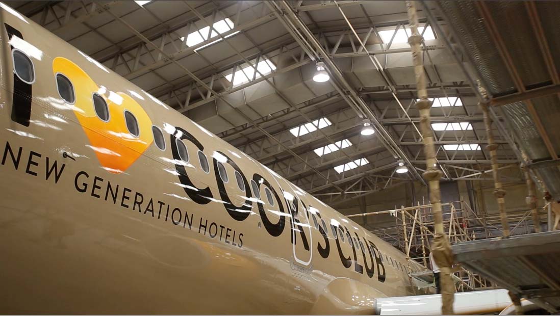 Screen-Shot-2019-03-20-at-16.38.15 Thomas Cook "I love Cooks Club" fuselage reveal shot